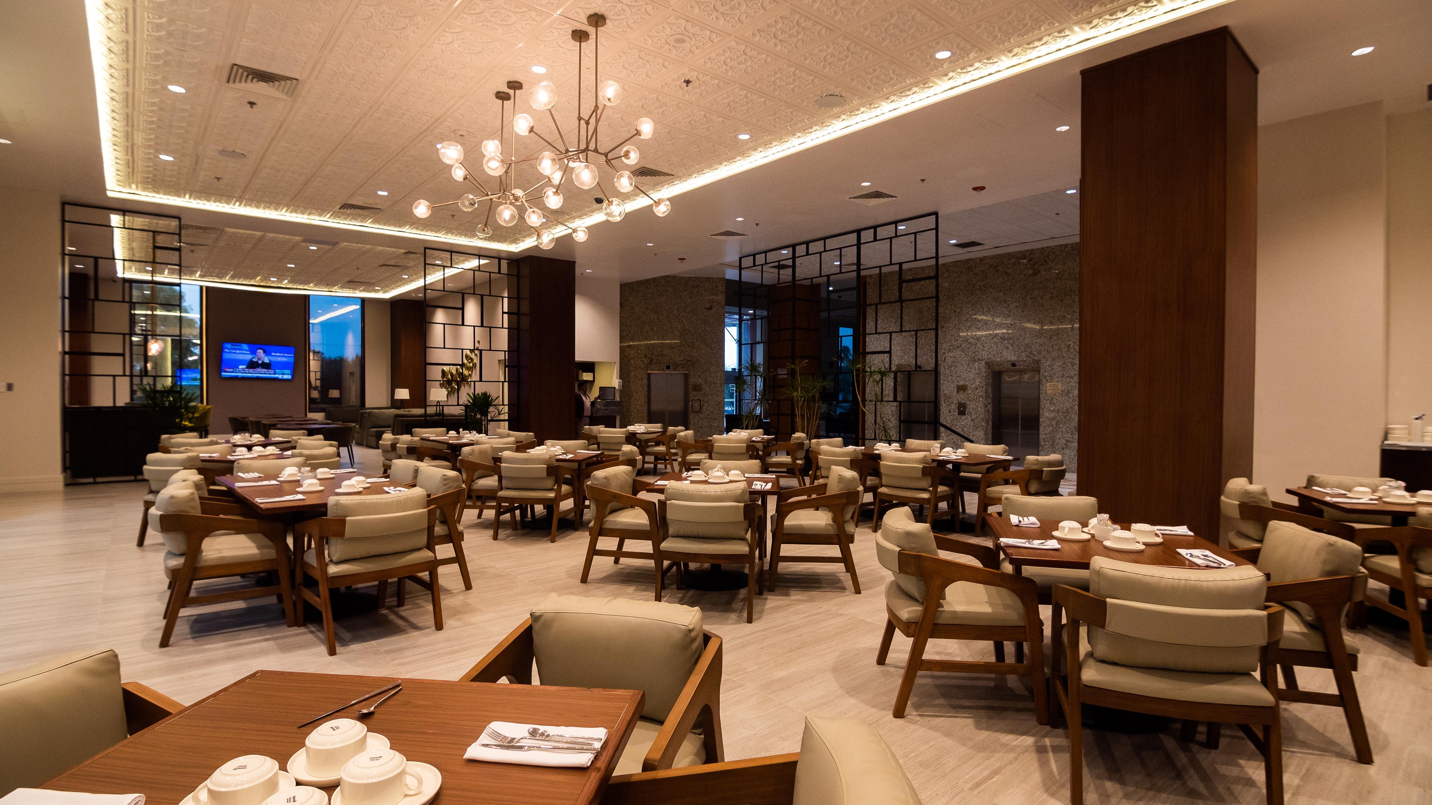 Best Western Plus Nuevo Laredo Inn & Suites Ngoại thất bức ảnh